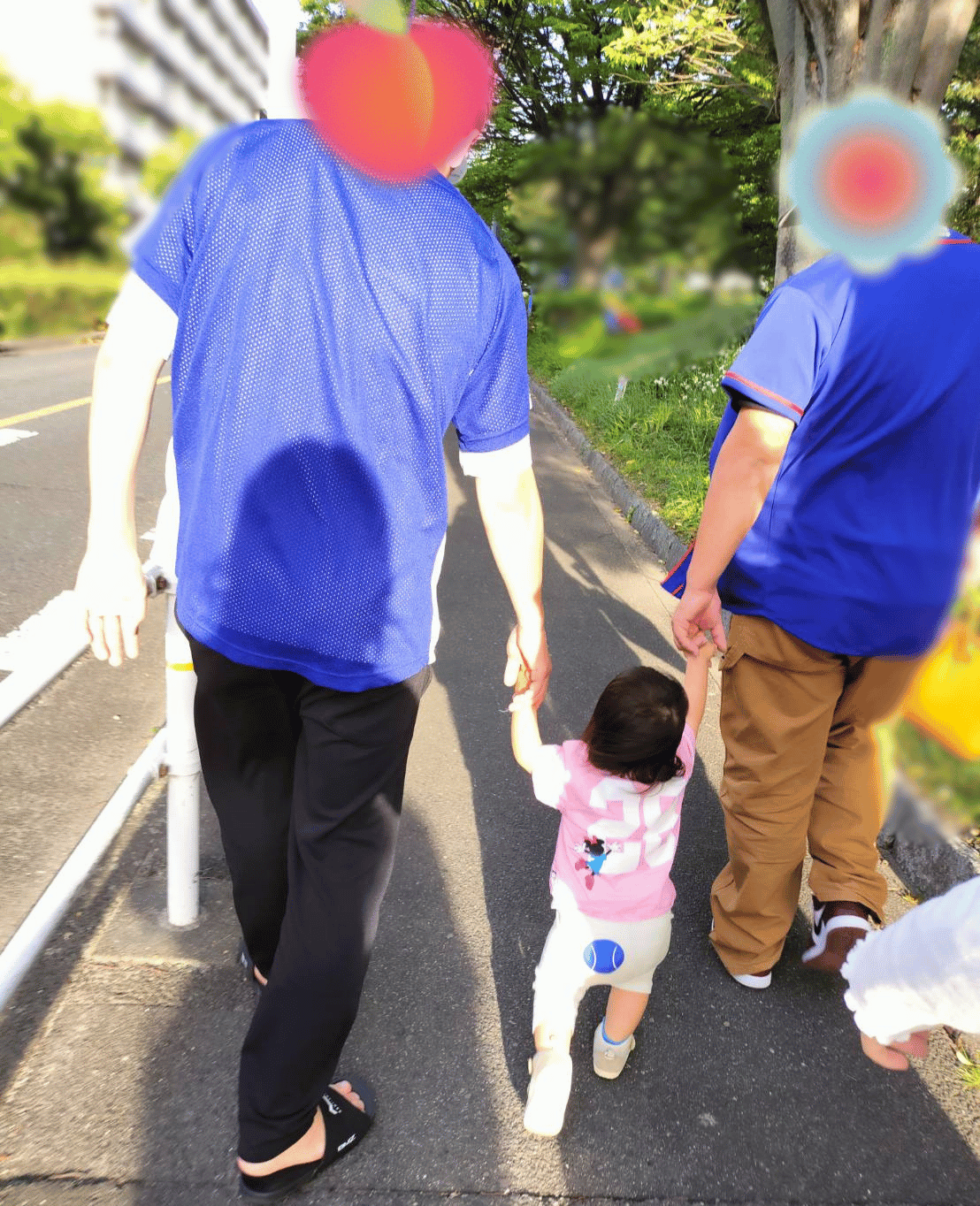 チャームポイントのドアラしっぽ！後ろ姿もしっかりドラゴンズ仕様です